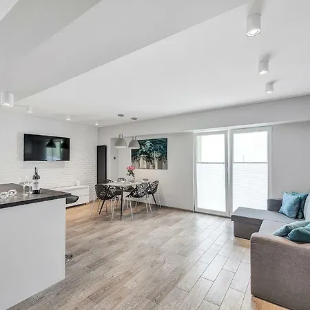 Orion Downtown Apartment By Pinpoint Lodz  Exterior photo